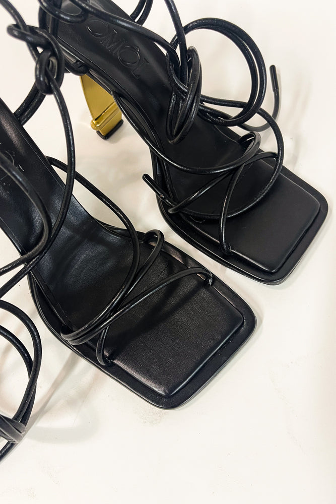 
                  
                    Load image into Gallery viewer, The Totem1.1 sandals | Black
                  
                