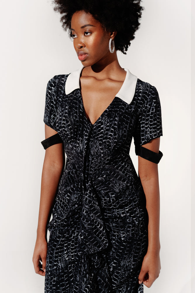 
                  
                    Load image into Gallery viewer, Maiga dress - Snake
                  
                
