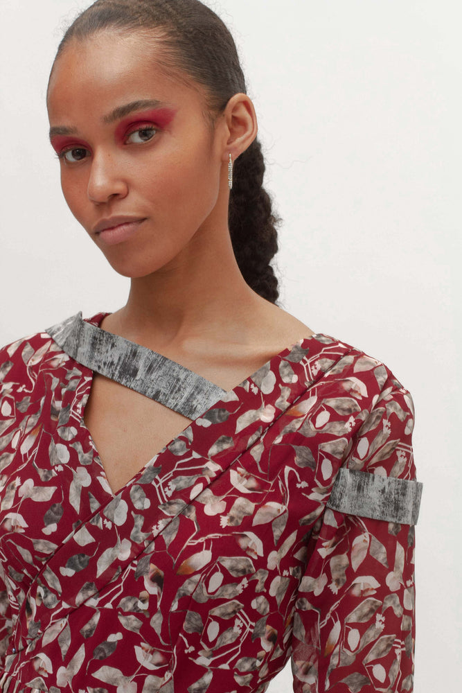 
                  
                    Load image into Gallery viewer, Regynn dress - Red
                  
                