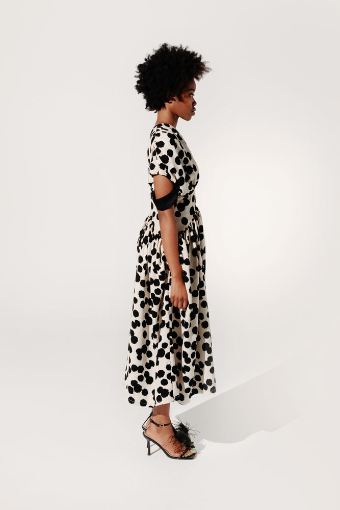 
                  
                    Load image into Gallery viewer, Musso dress - Dotted
                  
                